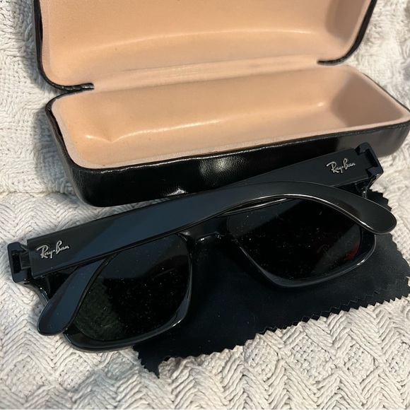 RAY-BAN Unisex Polarized Lightweight Sunglasses RB4194 Square Frame - Picture 5 of 12